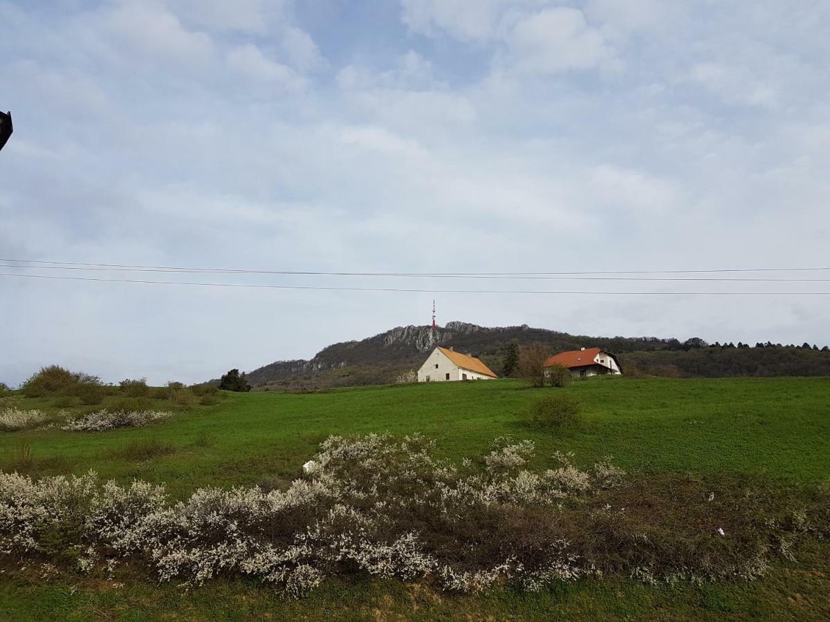 Holiday Home Kalnik Zewnętrze zdjęcie